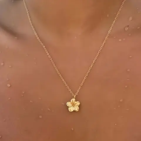 Mother's Day Gift Necklace Bohemian Necklace Flower Pendant Hawaiian Style, Cute Delicate Flower Necklace Ladies, Dainty necklaces, Valentine's Day Gift, Minimalist Chain, Fashionable Jewelry, Fashionable Accessories, Dainty Minimalist Design