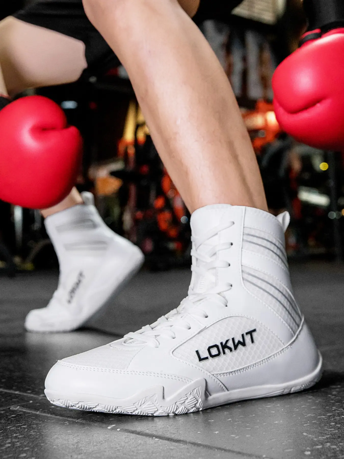 Men's High-Top Wrestling Shoes, Boxing Training Shoes, Muay Thai Kickboxing Shoes, training sports shoes, Gym Training Shoes, Lightweight Design, Comfortable Fit, Perfect Grip