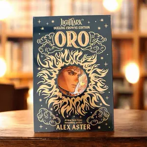 Grim and Oro: Dueling Crowns Edition (A Lightlark Saga Deluxe Companion Book)