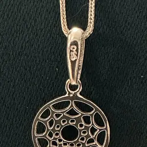 Dream Catcher Silver .950 Pendant with Intricate Design and Chain - Elegant Jewelry for Women