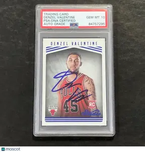 2016-17 Panini Studio #179 Denzel Valentine Signed Card AUTO 10 PSA Slabbed Bull