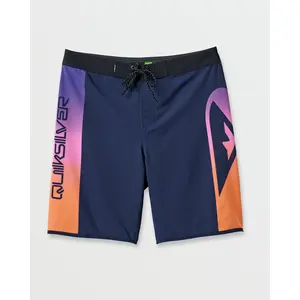 Quiksilver | Surfsilk Holmes 20" Boardshorts | SURFSILK Performance Fabric 4-Way Stretch | Surf & Swim