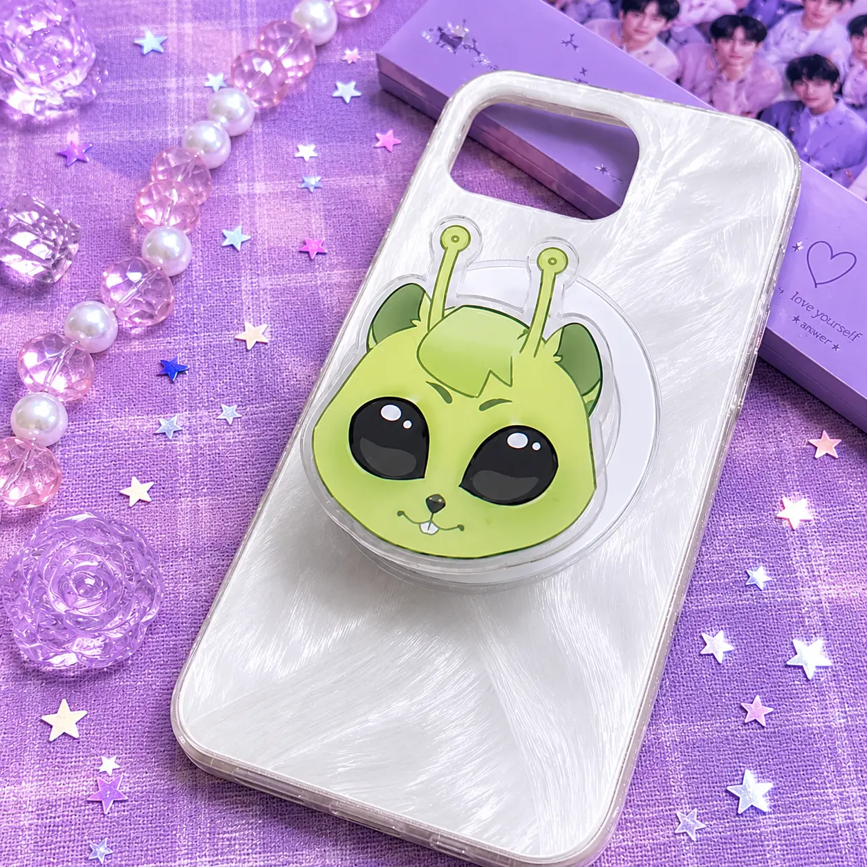 Kawaii Alien Bunny MagSafe Phone Grip, Cute Pastel Space Bunny PopSocket, Aesthetic iPhone Stand Gift