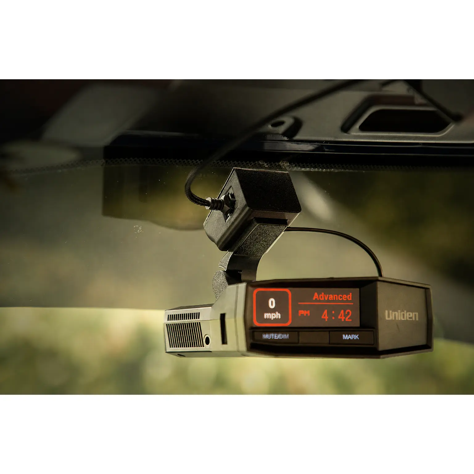 BurgerMount V2 Quickrelease Mount for Uniden R8/R8W