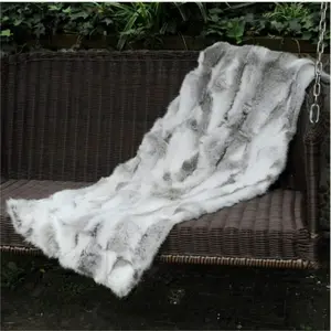 Soft Real Grey Throw Blanket Rug Patchwork Fur Rug Pelz Pelt Home Bed Throws, 43" x 22"
