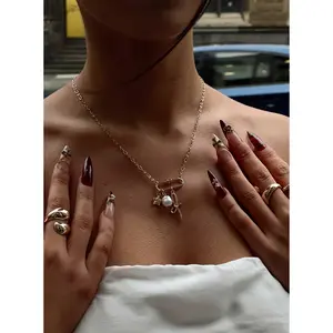 Attachment Necklace Gold