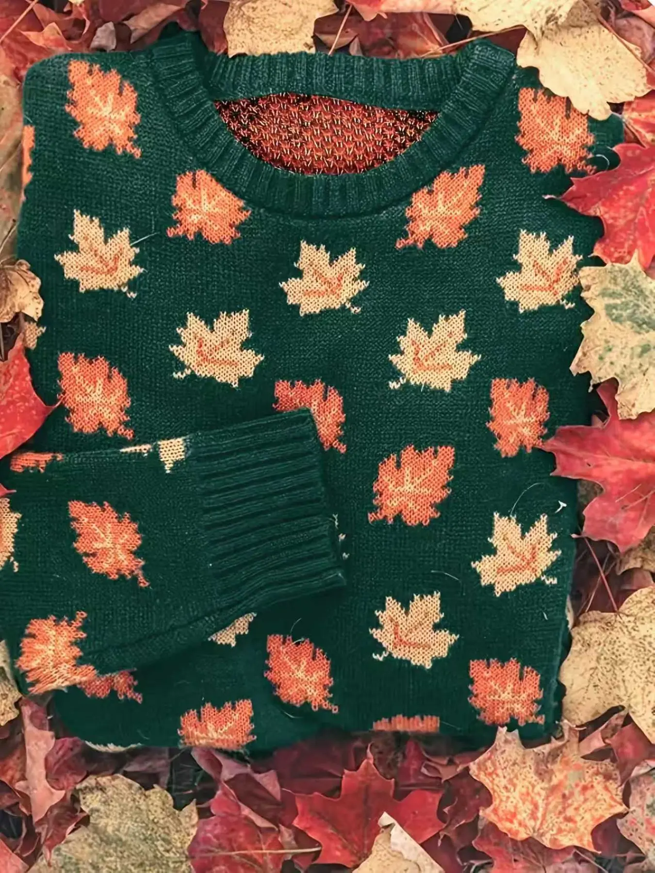 Women's Maple Leaf Print Drop Shoulder Sweater Tops, Casual Long Sleeve Round Neck Jumper for Fall & Winter, Fashion Ladies' Knitwear for Daily Wear