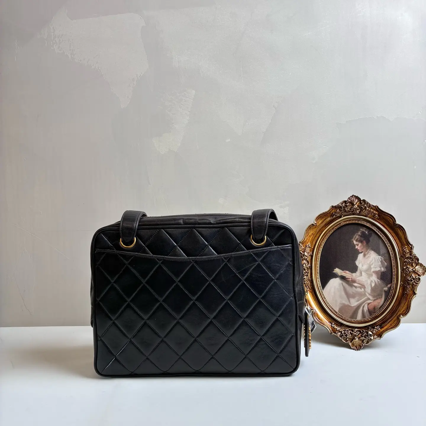 Pre-owned CHANEL Vintage Black Lambskin Quilted Leather Crossbody Shoulder Handbag Purse, Leather Crossbody Handbag