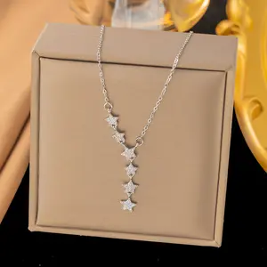 Elegant Star Pendant Necklace for Women Gold Crystal Star Chain Dainty Fashion Jewelry Gift