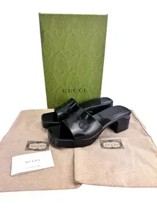 Gucci Black Platform Slides Size 38