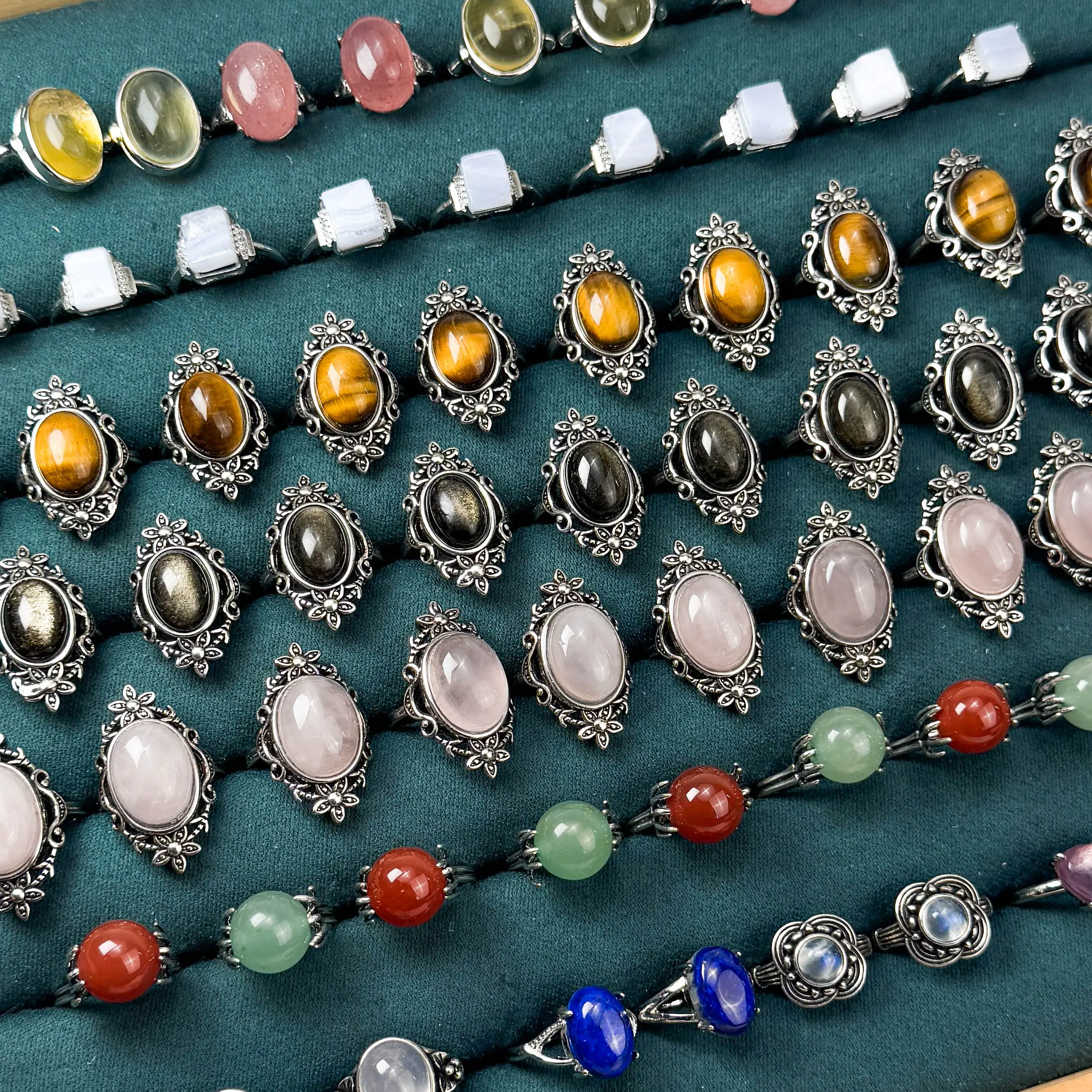 Natural Crystal Jewelry Adjustable Stone Ring - 1 Count, Amethyst, Rose Quartz, Fluorite, Blue Lace Agate, Carnelian, Minimalist-Vintage Style, Ideal for Gift Sets with Sphere Crystals Accent