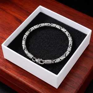 New Arrival Retro Auspicious Pattern Bracelet with Eight-Pointed Star for Men Cool Mixed Material Unisex Wristband Gift for 2026 Trendy Style Stainless Steel Bangle