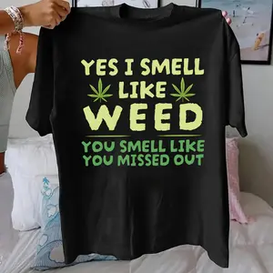 180gBold "Yes I Smell Like Weed" Graphic Print T-Shirt for Men & Women, Black Cotton Tee with Green Leaf Design, Casual Knitted Top for Spring Summer, Everyday Wear, Humorous & Playful Streetwear