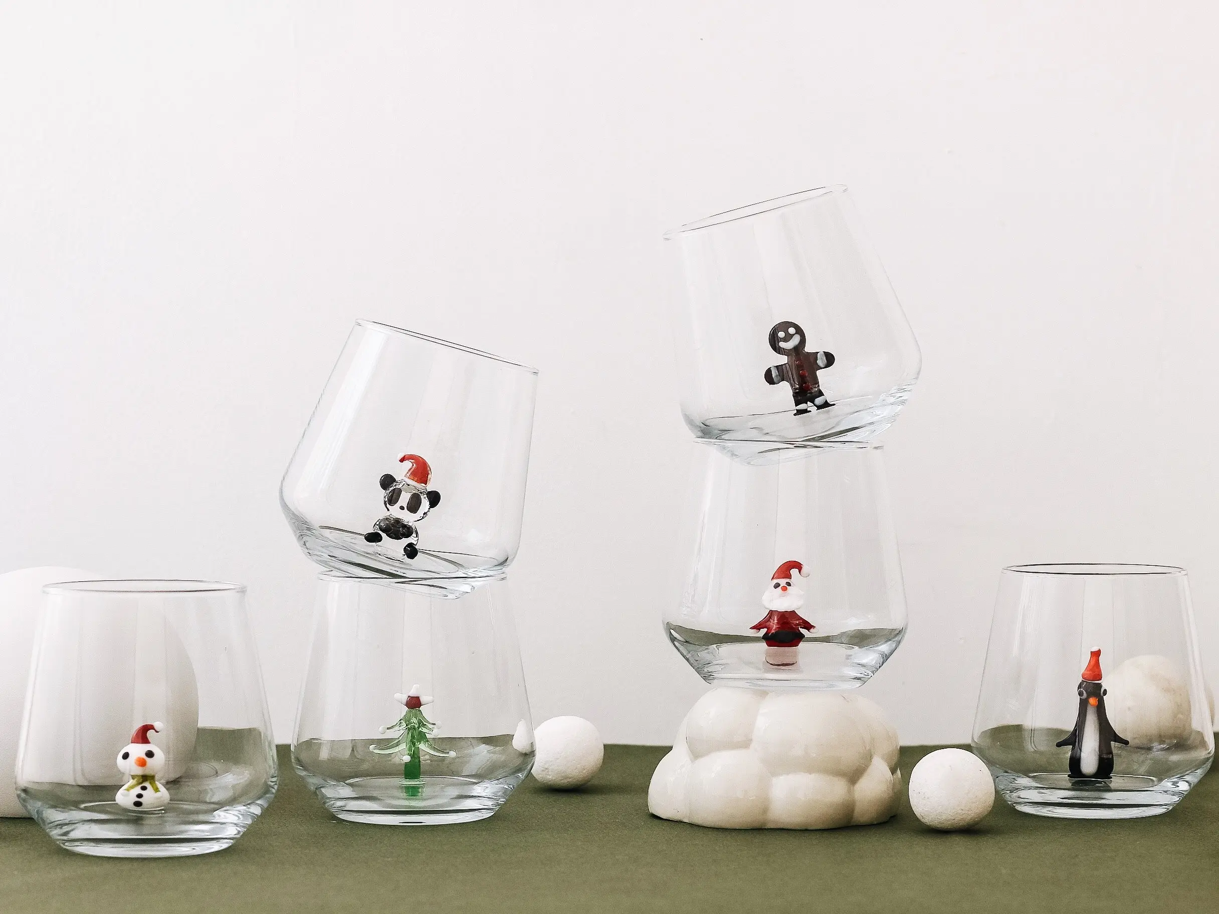 Set of 6 Christmas Cocktail Stemless Wine Glasses with Tiny Handmade Figures, Christmas Wine Glass, Secret Santa Gift, Holiday Party Décor