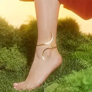 [S-Shaped Anklet] A Stylish S-Shaped Anklet with an Elegant Vintage-Inspired Layered Design - Suitable for Casual Attire or as a Gift for Special Occasions