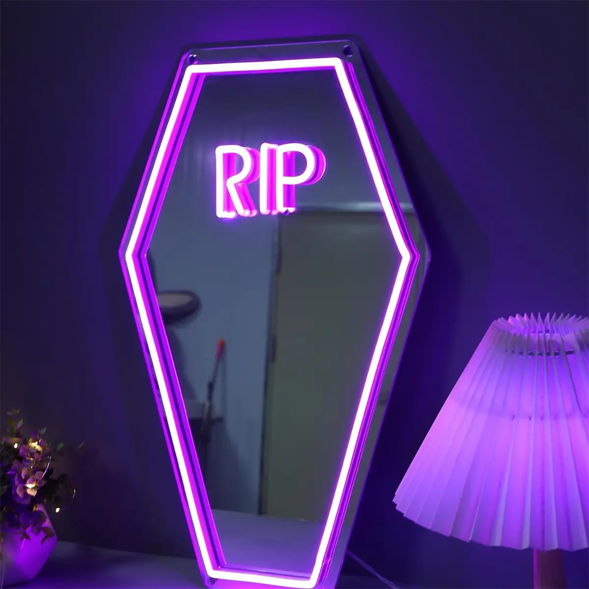 Gothic Coffin RIP Neon Mirror Sign With LED-Lit Makeup Mirror No Risk of Glass Shattering, Adjustable Light Brightness, Cool Purple Lighting Effect, Bedroom Lighting Mirror Neon Sign for Interior Decoration, Creative Birthday Gift