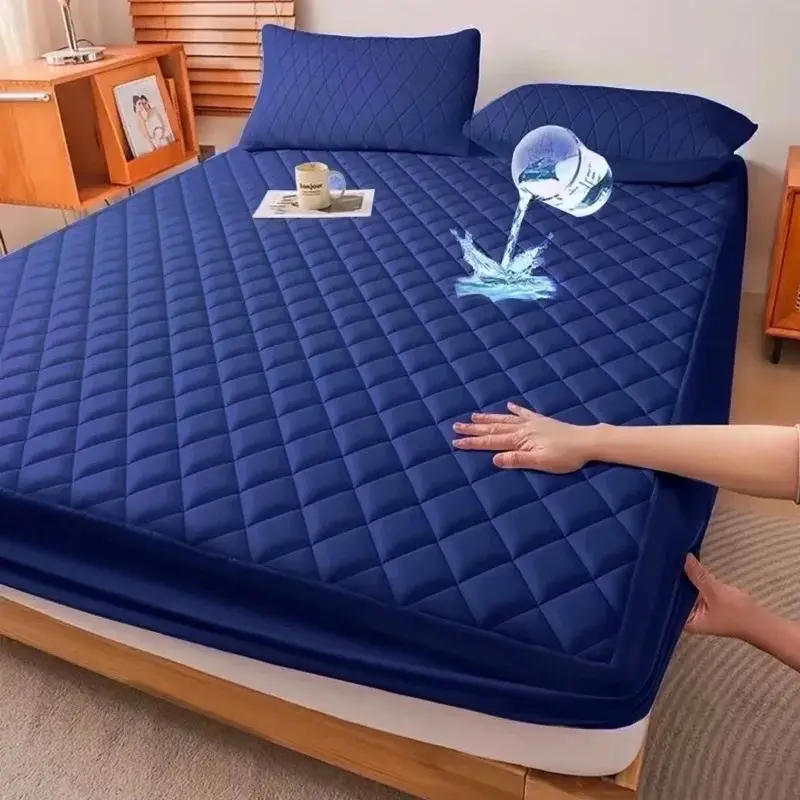 Soft & Comfortable Waterproof Thickened Mattress Protector Queen Size - Cooling Bedspreads, Layered Fitted Sheet with Solid Color Bedding Design - Ideal for Bedroom, Guest Room And Hotel Mattress Protection