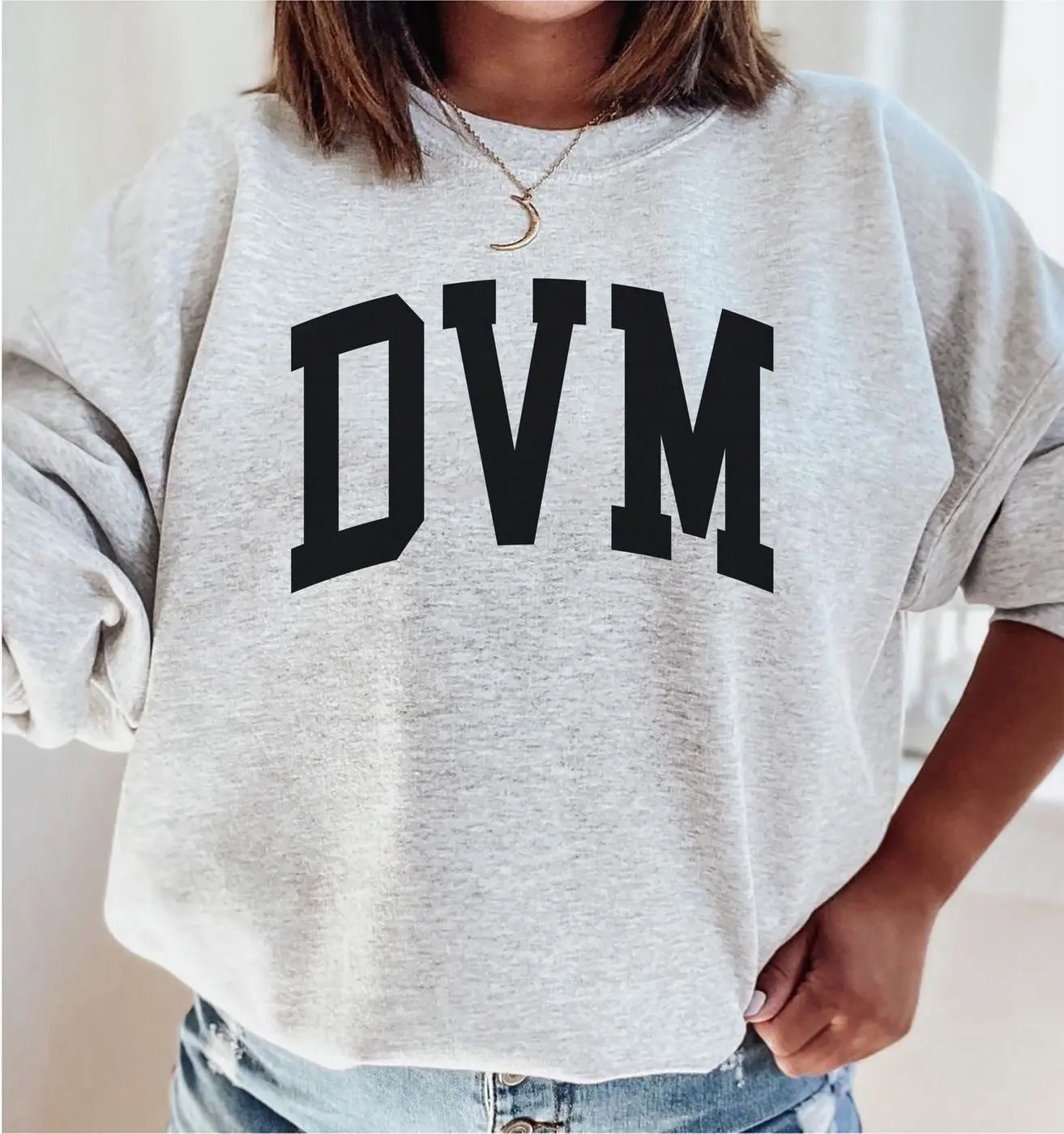 Veterinarian Sweatshirt Gift, DVM Sweatshirt - DVM gift, Doctor Of Veterinary Medicine, vet sweatshirt School Student Graduation shirt