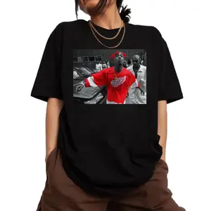 100% Cotton Vintage 90S Tupac Shakur Graphic Tee West Coast Hip Hop Legend 2Pac Rap Merchandise Retro Style Bootleg Shirt Golf Gift T-Shirt For Men And Women8868