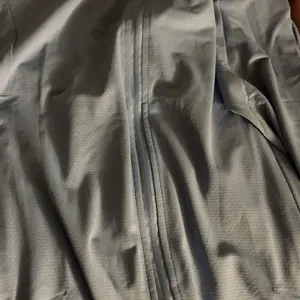 Women's lightweight long sleeved sunscreen hoodie, breathable and cool sunscreen jacket, suitable for outdoor activities such as hiking and fishing, large elastic and breathable on all sides, available in a variety of colors Style#SummerVibes