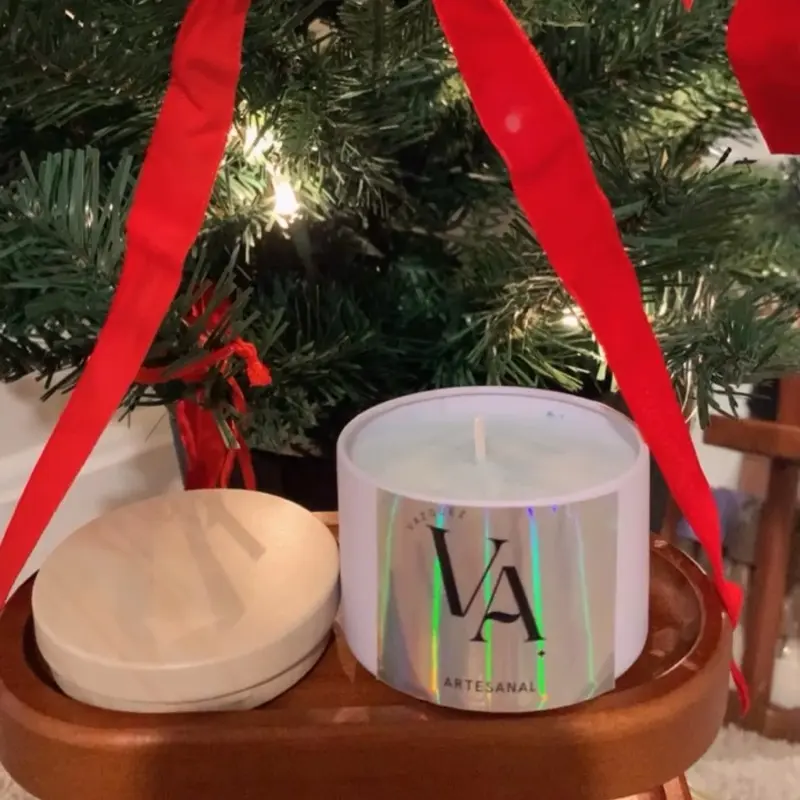 VA Artesanal Candle Oatmeal Milk & Honey Scented with Red Ribbon for Festive Home Decor