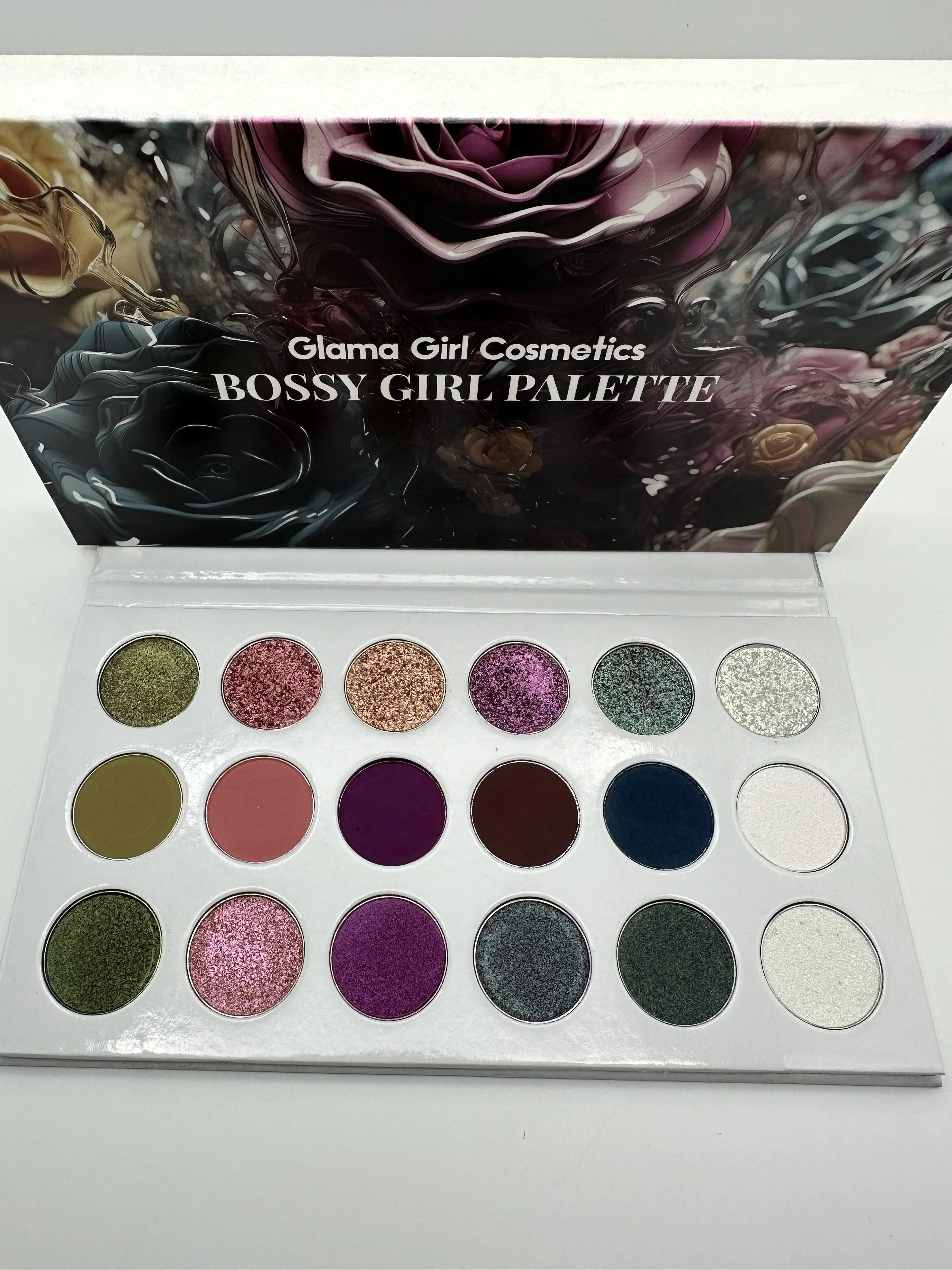 Bossy Girl Palette Matte Creamy Mettalic Satin Glitter duochrome multichrome