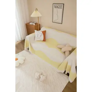 180×300cm cotton yarn material, suitable for warm tables, bedspreads, ethnic style multifunctional fabric, L-shaped couch cover, pet-friendly sofa cover, machine washable. Non-slip