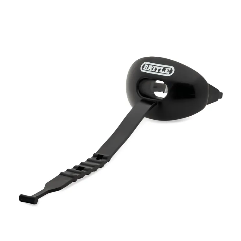 Oxygen Lip Protector Mouthguard with Connected Strap – Football and Sports Mouth Guard – Maximum Oxygen Supply – Mouthpiece Fits With or Without Braces – Impact Shield Covers Lips and Teeth, Black, One Size