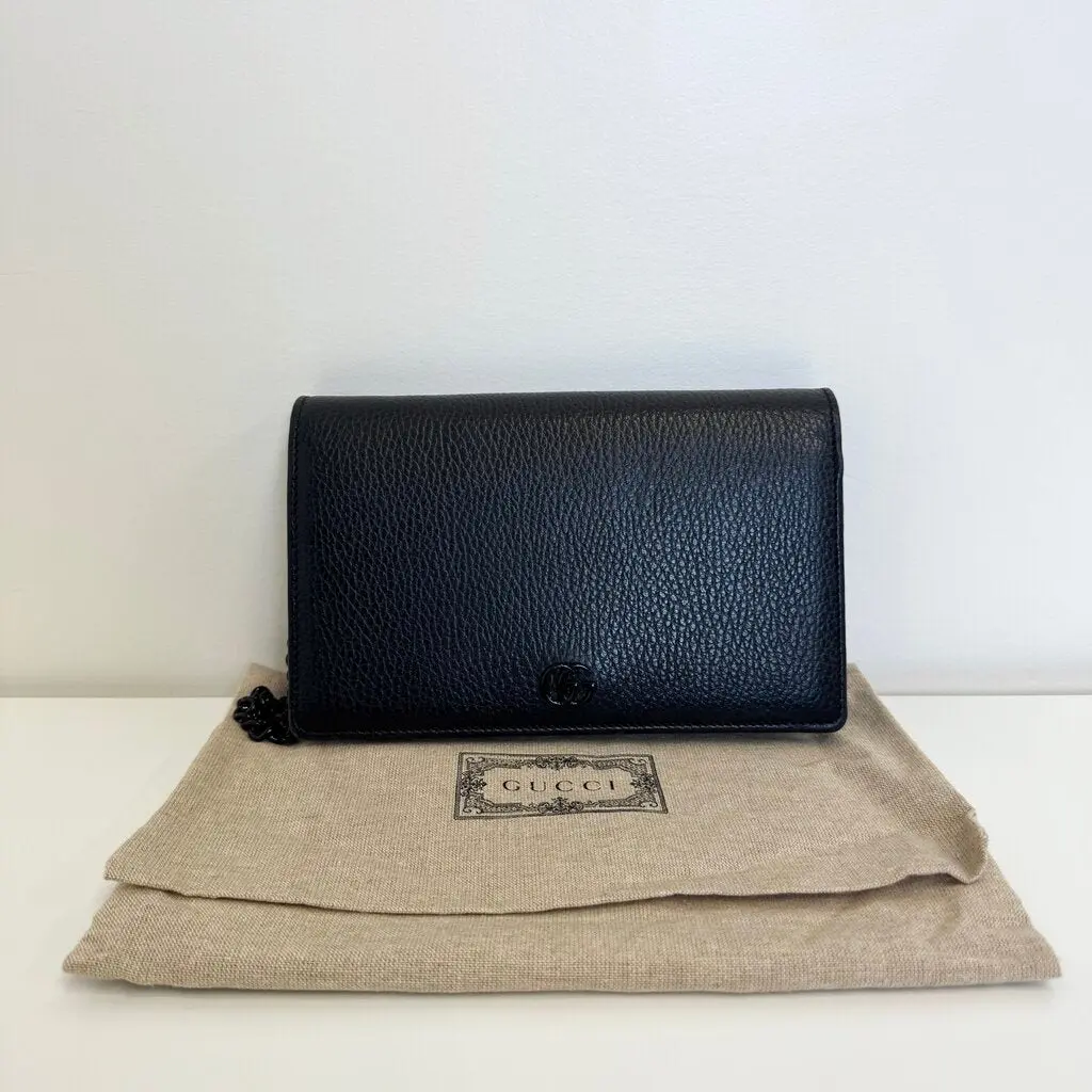 Pre-owned GUCCI Italy Shoulder Bags Black Marmont Wallet on Chain