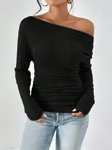 Black T-Shirt Women Long Sleeve Fashion Ruched Round Neck Elegant Tees , Casual Solid Basic Versatile Slim Tee for Daily Wear Everyday Style Top