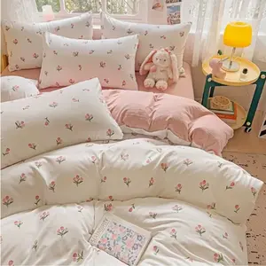 3pcs Bedspread Set, Style American Small Floral, 1 Duvet Cover + 2 Pillowcases, Breathable, All Seasons Use, Bedroom Decorative Bedding Set, Floral Bedding Sets