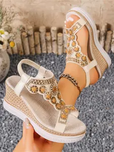 Women's Summer Fashion Wedge Embellished Platform Sandals Bohemian Style Height Increasing Slides 2026 New Outdoor Commuting Beach Shoes