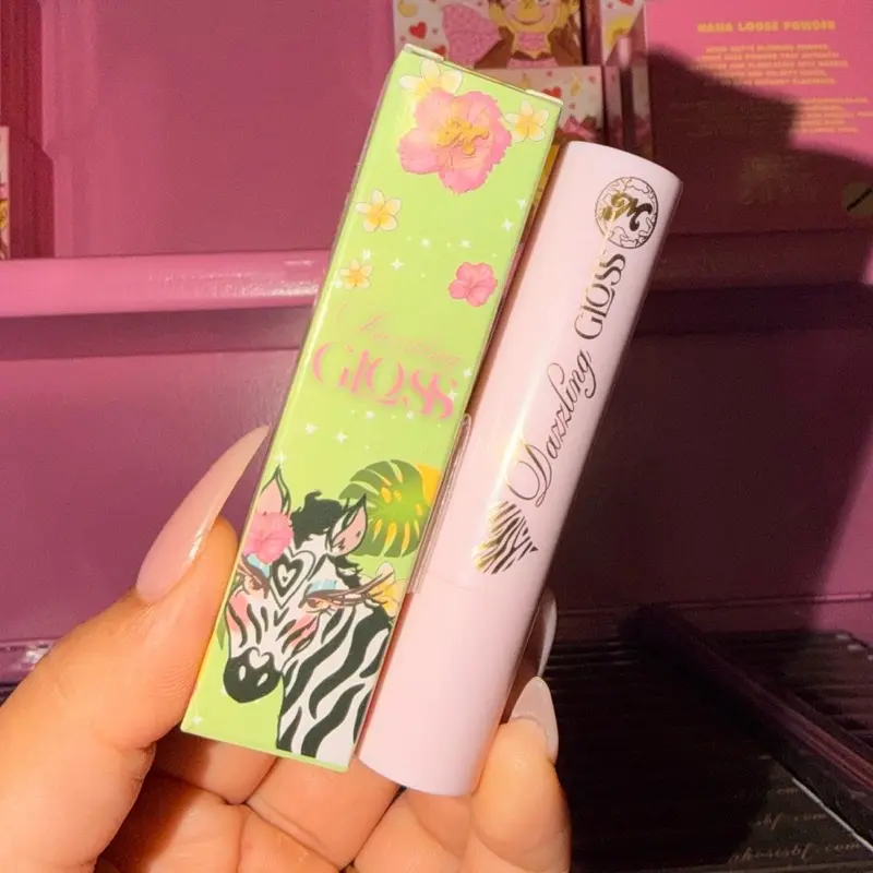 Dazzling Gloss/ High pigment gloss. Glossy Lipgloss Lip Care Makeup