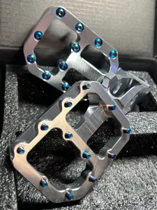 Surron Ultra Bee Square Pegs With Burnt Blue Traction Screws