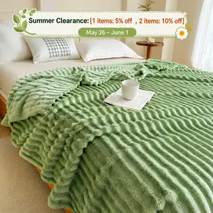 【RaybeeBrandDay】Summer Lightweight Blanket Queen Size - Cozy & Breathable Blankets for Bed,Couch,Travel,Office, Cooling Throw Blankets for Hot Sleepers & Night Sweat,Perfect Gift Ideal,Sage Green