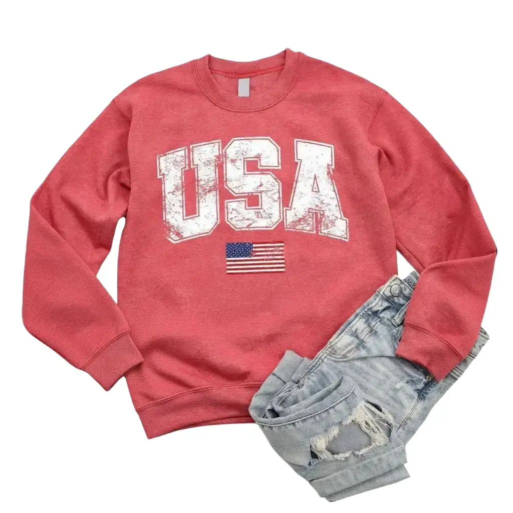 Retro USA Sweatshirt, Womens USA Crewneck Sweatshirt, USA Shirt, America Sweatshirt, 4th of July Sweatshirt, Patriotic Sweatshirt,back to school,back to school shopping,clothes for back to school,first day of school outfits