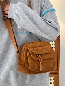 Retro Simple Casual Small Shoulder Bag, Woven Buckle Mini Bag, Casual Flap Pocket, Small Portable Adjustable Crossbody Shoulder Bag, Lightweight Crossbody Bag, Multiple Colors, Suitable for Students, Daily Travel, Shopping, Fashion Crossbody Bag