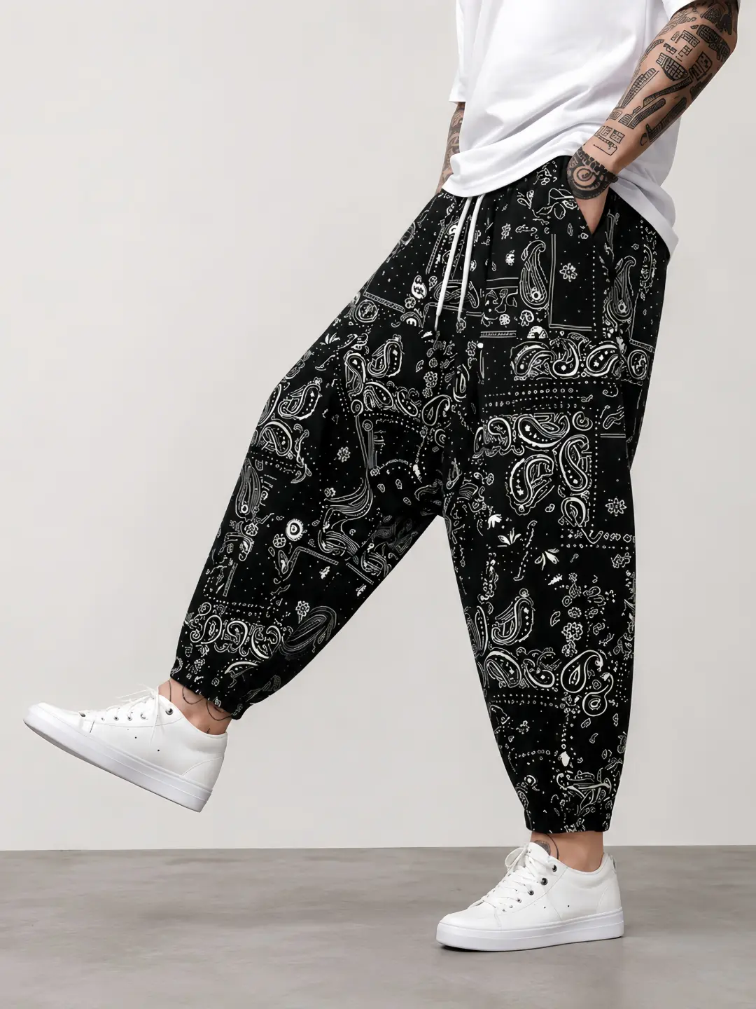 Men's Woven Paisley Bandana Print Harem Pants - Elastic Waist with Drawstring, Lightweight Drop-Crotch Street Fashion Casual Joggers Bottoms