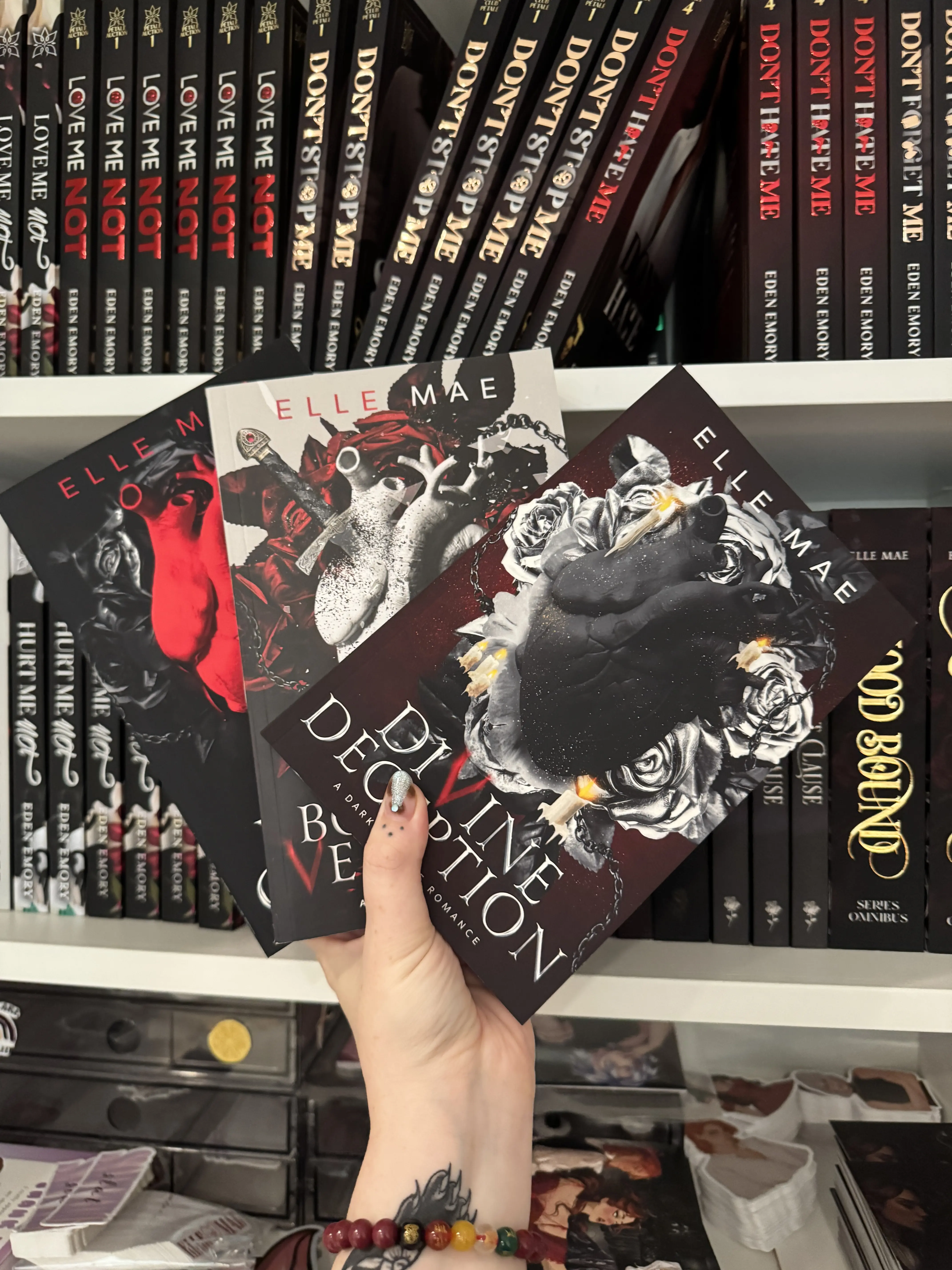 Blood Royale Complete Set: A Sapphic Vampire Throuple Tomance