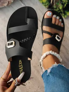Summer Women's Flat Sandals, Fashionable Rhinestone Sandals, Fashion Rhinestone Buckle Woven Strap, Comfortable Slip-On Thong Shoes, Stylish and Easy to Wear, Buckle Up Sandals, Casual Beach Sandals