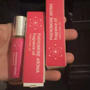 Women's Roll-On Pheromone Perfume, Travel Size, Long-Lasting Fragrance Oil, 0.34 Fl Oz (10Ml), Ideal for Daily Use & Gifts