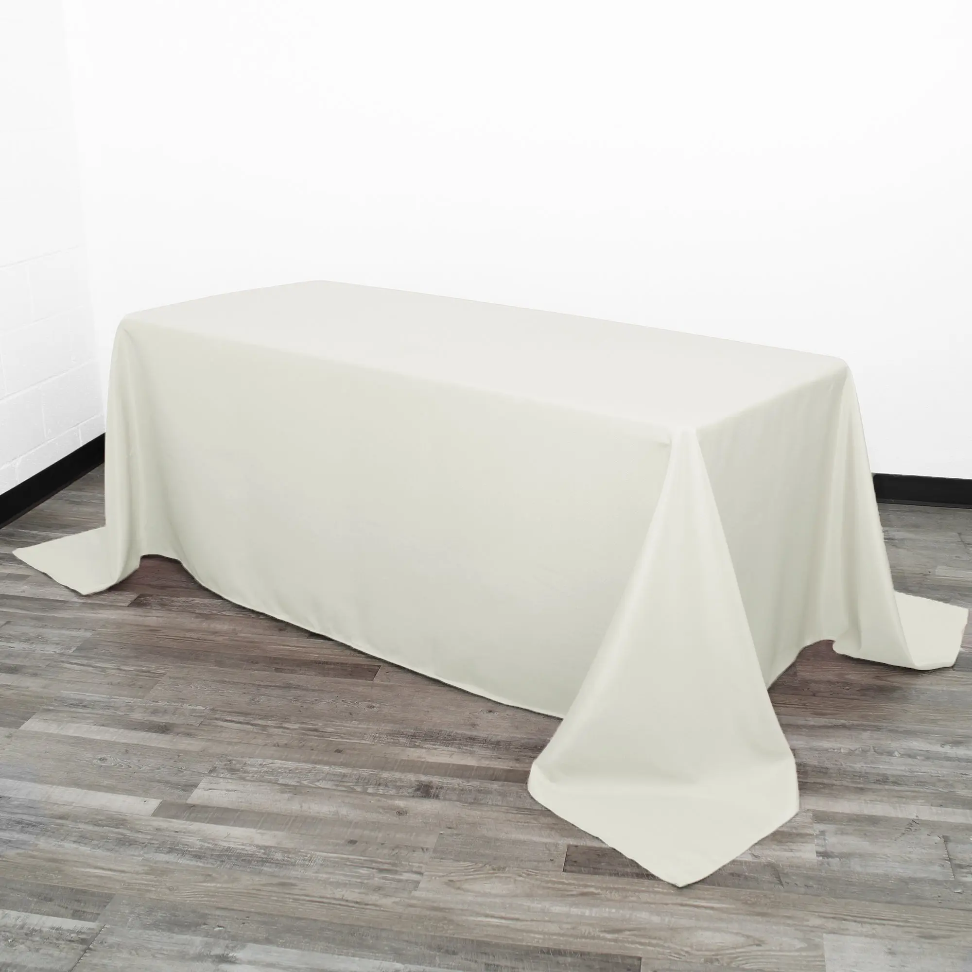 90 x 132 inch Polyester Rectangular Tablecloth Ivory