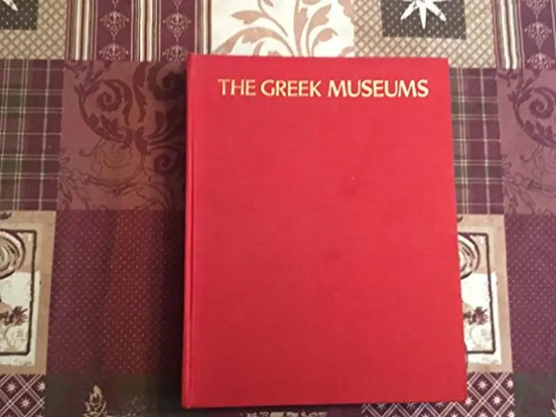 Used Hardcover Book - Greek Museums by Manolis Andronicos (German Edition, Good, Tight Binding, Color Photos, Crisp and Clean Copy) - 1" Closed Tear, 5.7 lbs, 9.5" x 12.5", All Edges Clean