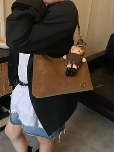 2026 Spring Summer New Unique Design High-End Handbag Commuter Shoulder Crossbody Bag Versatile Soft Leather Underarm Bag