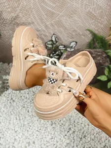 Women's Fashion Cartoon Bear Low Top Eva Platform Thick Sole Lightweight Odor-Resistant Summer Casual Shoes Sandals Footwear