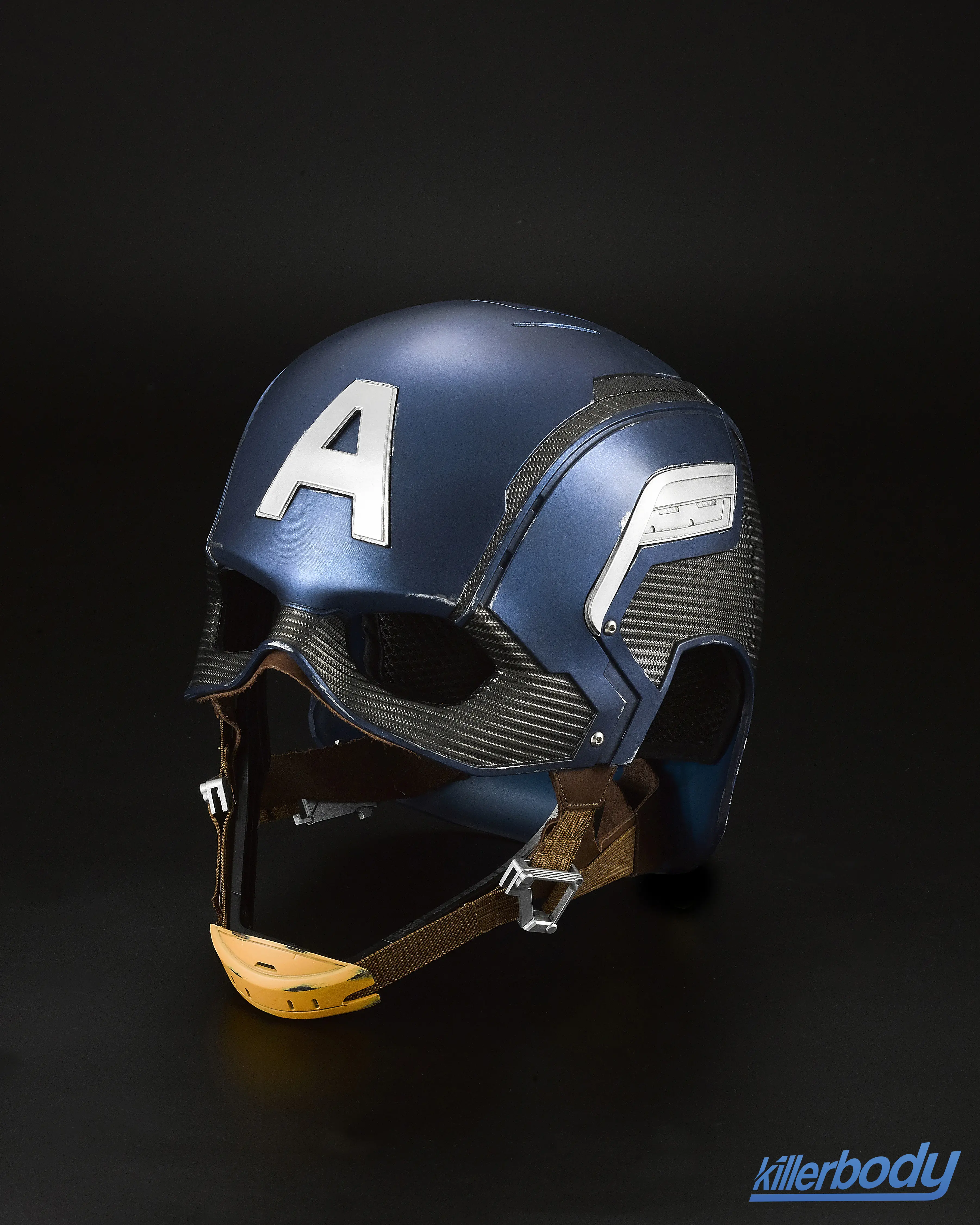 Hasbro Officially Licensed Captain America Helmet Bluetooth Audio Speaker, Marvel Collectible Cool Gift for Fans, Bundle