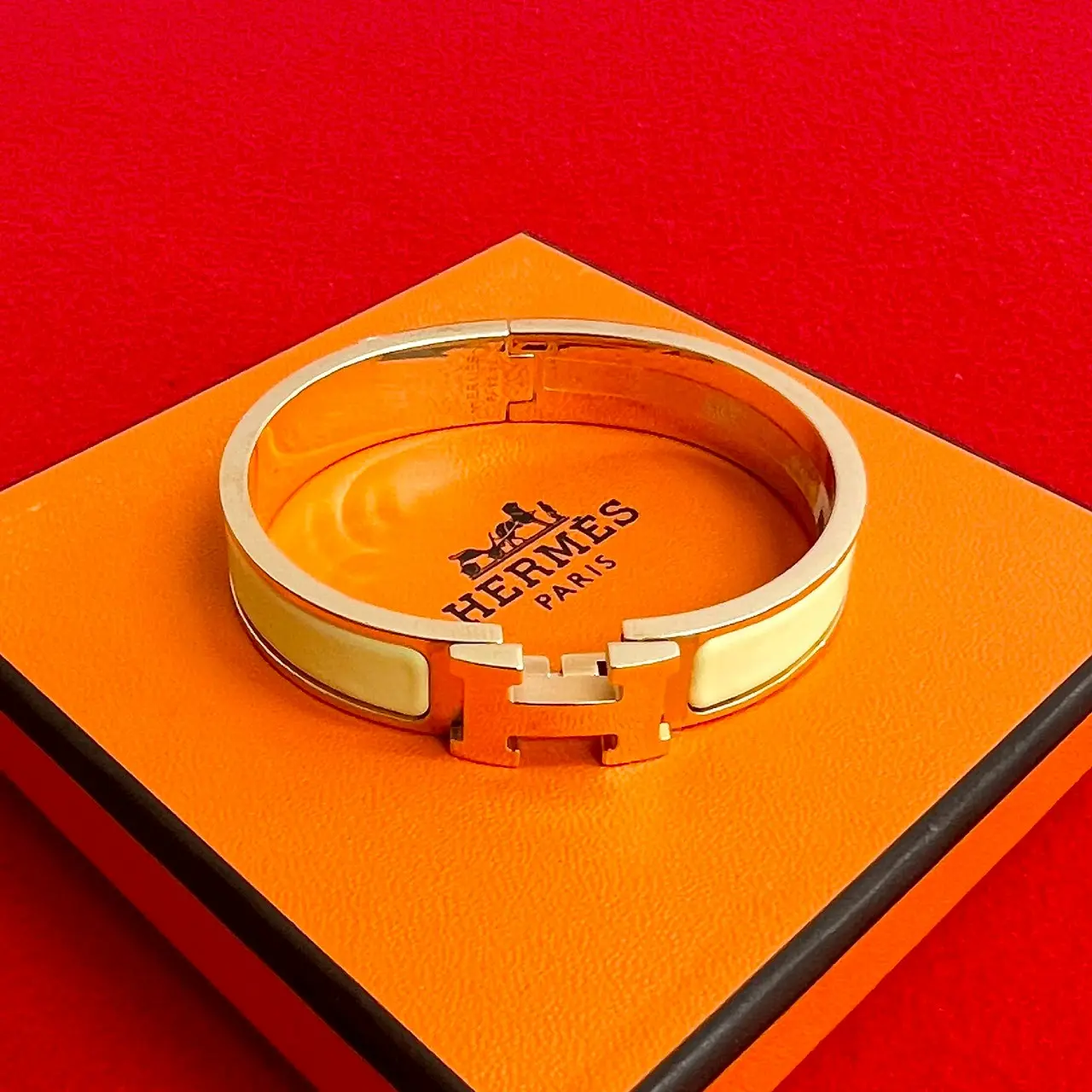 Pre-owned HERMÈS Stainless Small Leather Goods Hermes Click H Bracelet