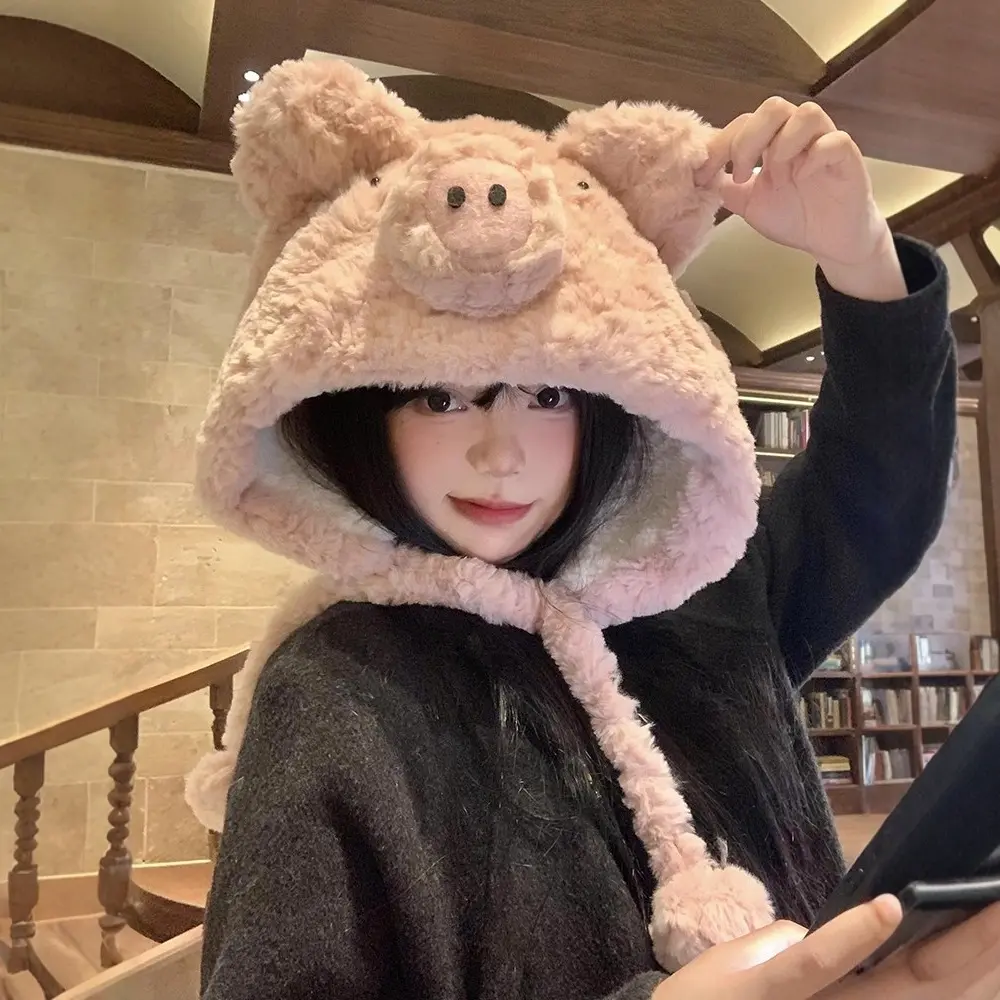 Cute and fluffy cartoon pig hat for women, warm and thickened for winter, plush ear protection, face-slimming headband, Lei Feng hat.