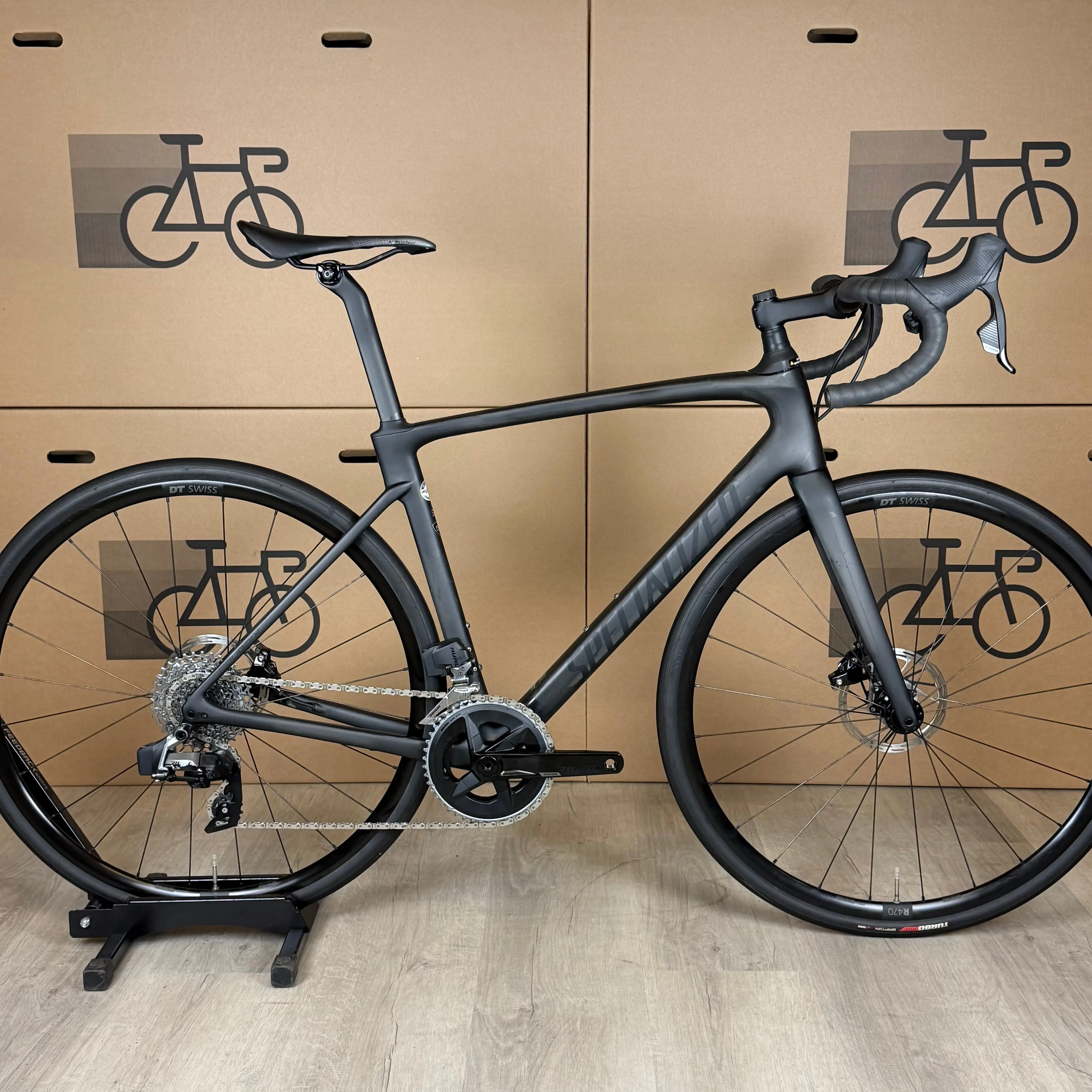 "Demo" Specialized Roubaix, Sram Rival AXS, Disc Carbon Fiber Road Bike-2022, 56cm
