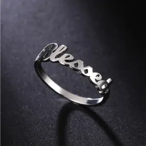 Elegant Letter Ring – Stylish Personalized Everyday Jewelry Gift